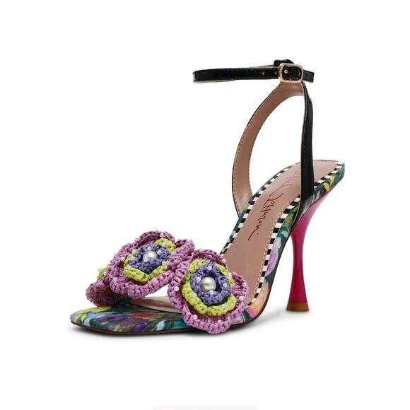 New Betsey Johnson Aimsleyy Heeled Open Toe Strappy Sandal Size US 7.5 - Picture 1 of 6